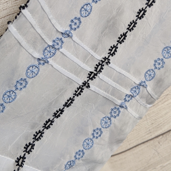 J Jill tunic, size small, light blue, embroidered - Picture 10 of 12